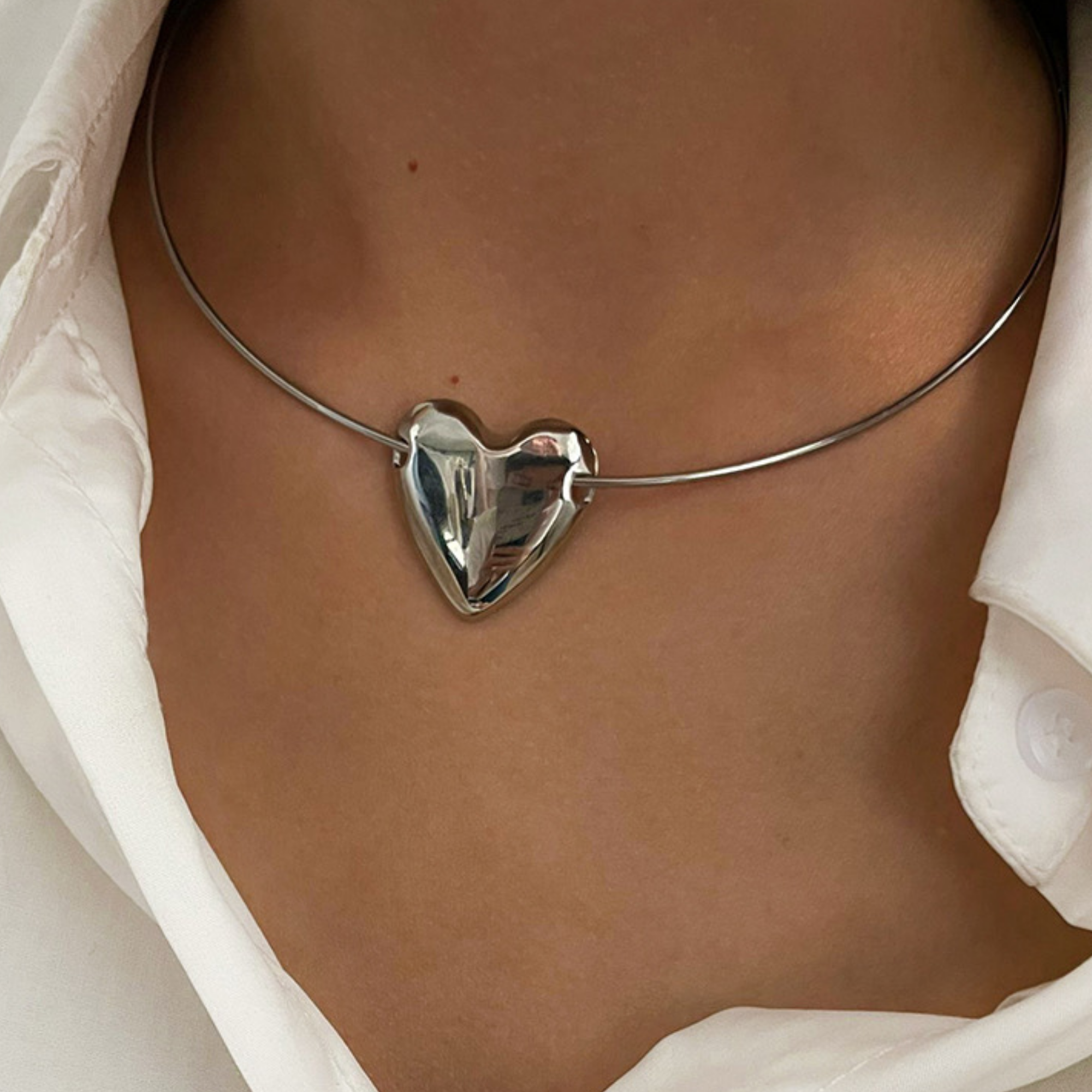 Choker “corazón” silver