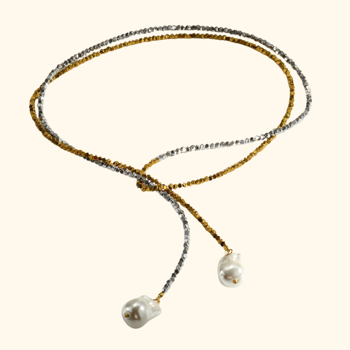 Collar corbatín metálico