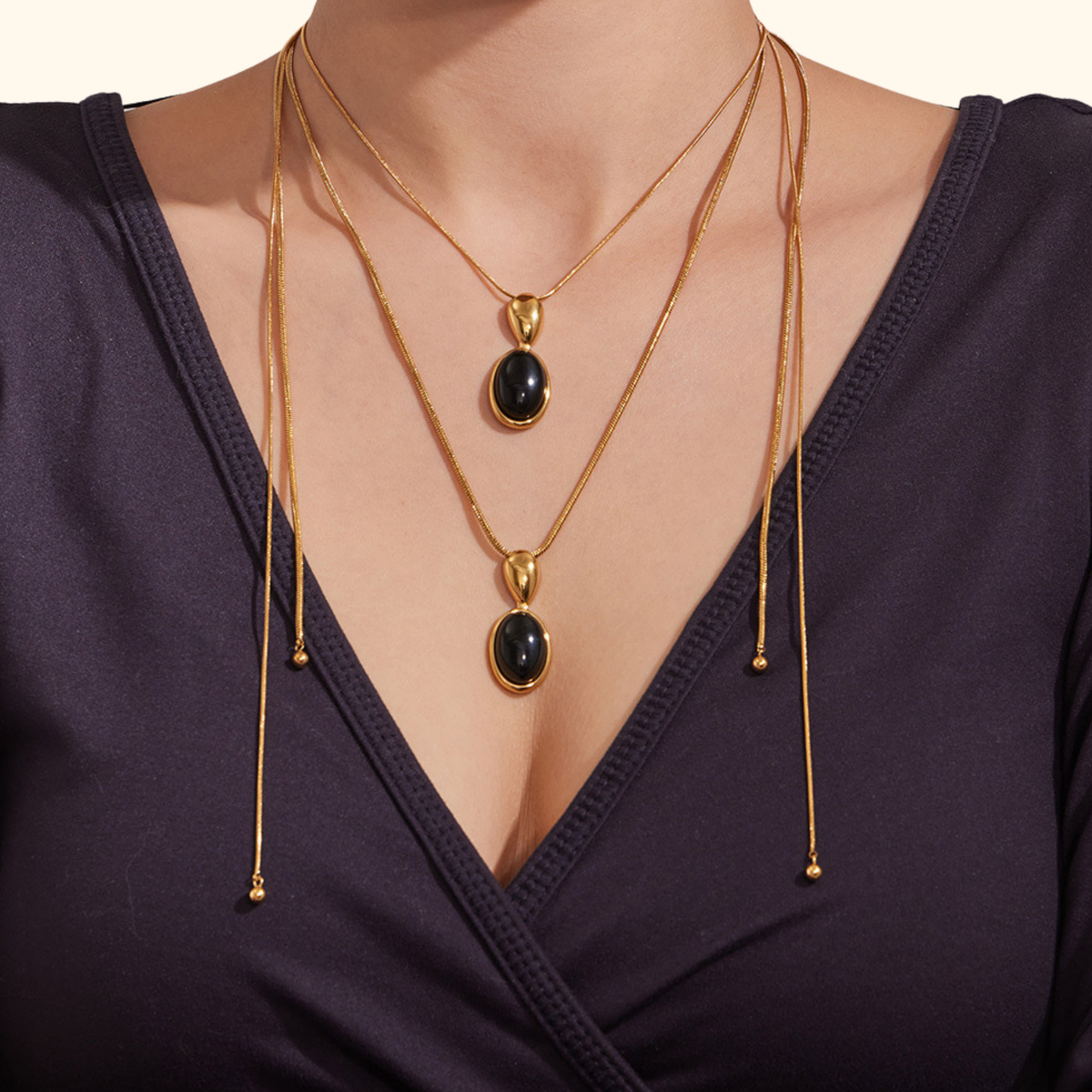 Collar emily