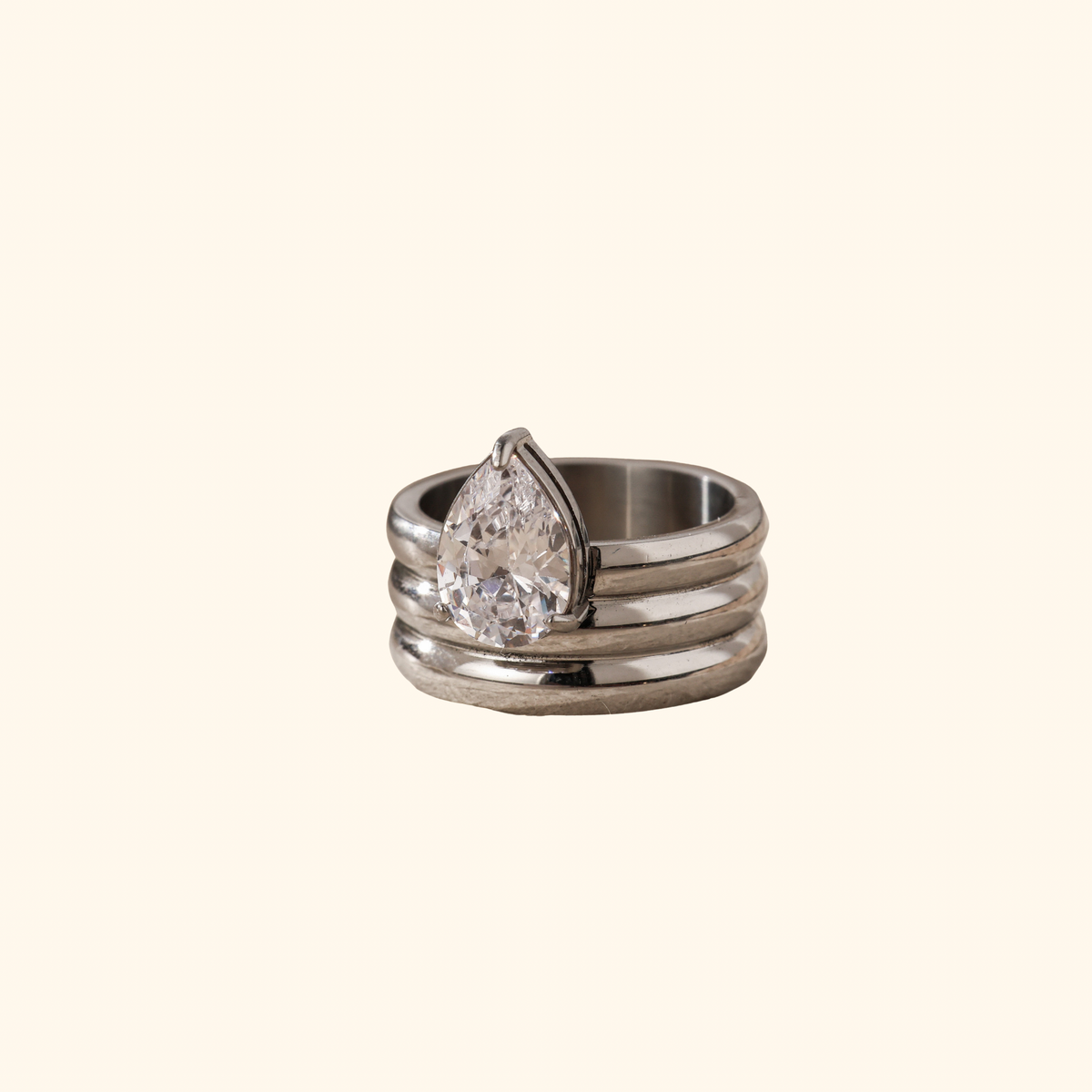 Anillo “Ivanna”