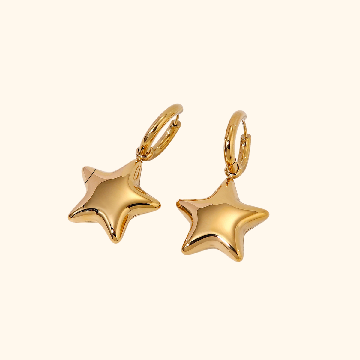 Arracada estrella dorada